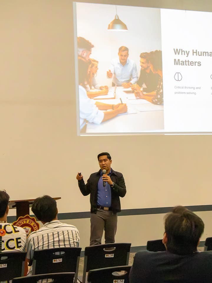 BRIDGING KNOWLEDGE & INNOVATION